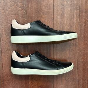 Ecco Women’s Soft 7 Sneaker in Butter Soft Black and Pink Leather, Size 10